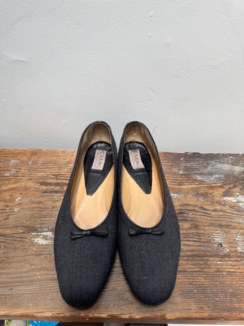 Isaac Mizrahi Grey Fabric Ballet Flats